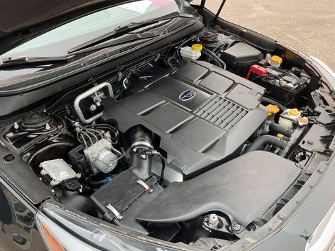 Used 2018 Subaru Outback 3.6R Limited AWD/4WD image 54
