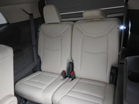 Used 2024 Cadillac XT6 Premium Luxury FWD image 15