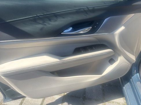 Certified 2024 Cadillac CT4 Luxury w/ Sun And Sound Package image 15