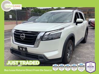 Used 2023 Nissan Pathfinder SV FWD video 1