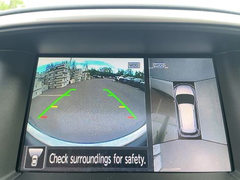 Used 2020 Nissan Pathfinder Platinum AWD/4WD image 11
