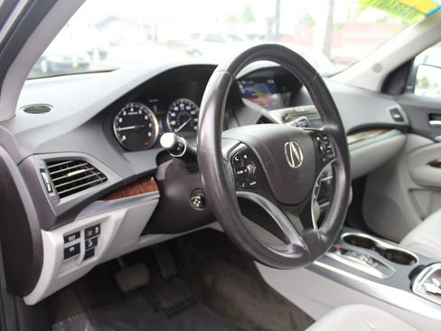 Used 2017 Acura MDX FWD w/ Tech & Entertainment image 15