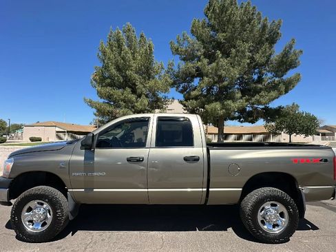 Used 2006 Dodge Ram 2500 Truck SLT w/ TRX4 Group AWD/4WD image 1