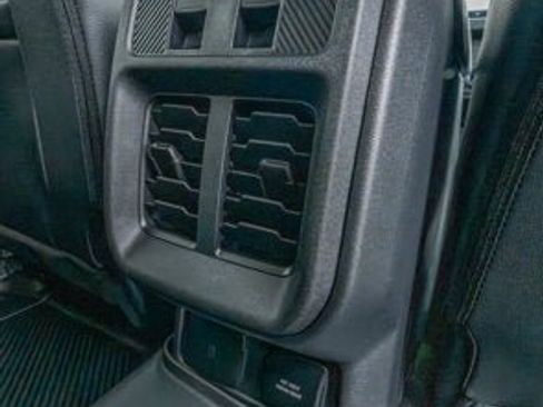 New 2025 Ford Bronco Outer Banks AWD/4WD image 15