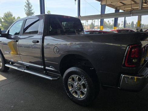 Used 2025 RAM 2500 Big Horn AWD/4WD image 6