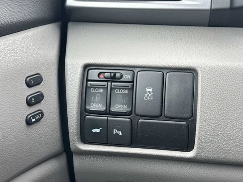 Used 2011 Honda Odyssey Touring image 27