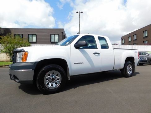 Used 2011 GMC Sierra 1500 W/T image 4