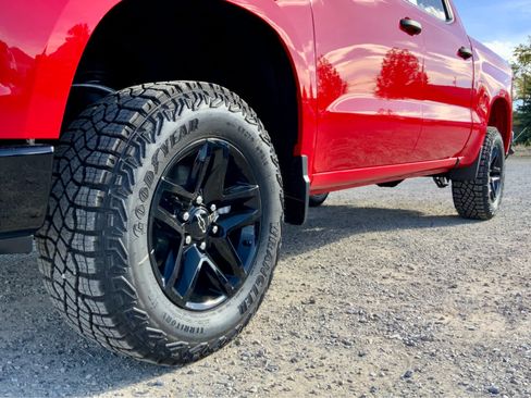 New 2026 Chevrolet Silverado 1500 Custom Trail Boss w/ LPO, Dark Essentials Package image 20