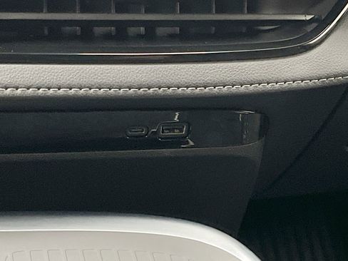 New 2026 Buick Enclave Preferred w/ LPO, Floor Liner Package image 25