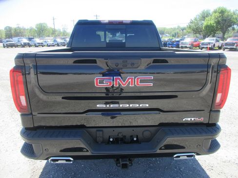 New 2026 GMC Sierra 1500 AT4 AWD/4WD image 6
