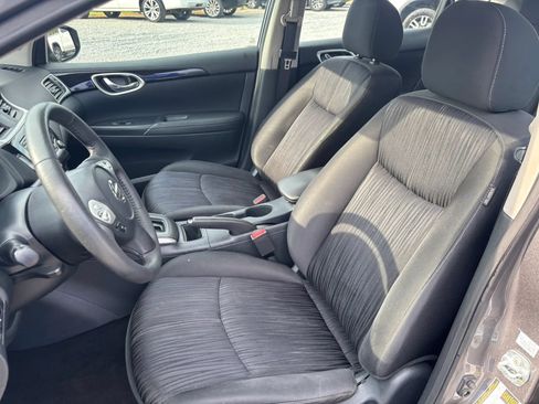Used 2017 Nissan Sentra SV FWD image 12