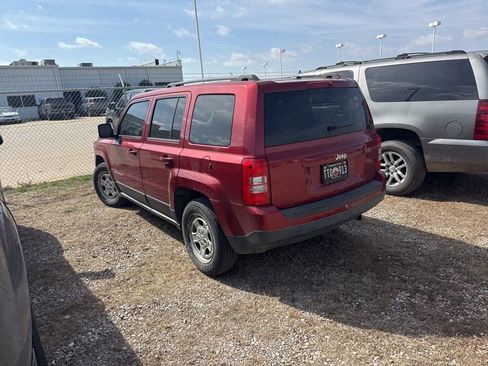 Used 2016 Jeep Patriot Sport w/ Power Value Group image 4
