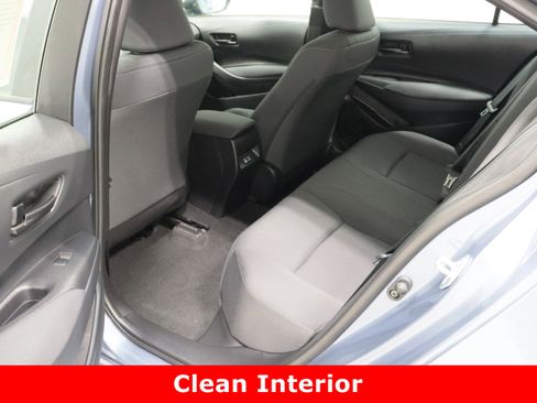 Used 2025 Toyota Corolla LE image 24