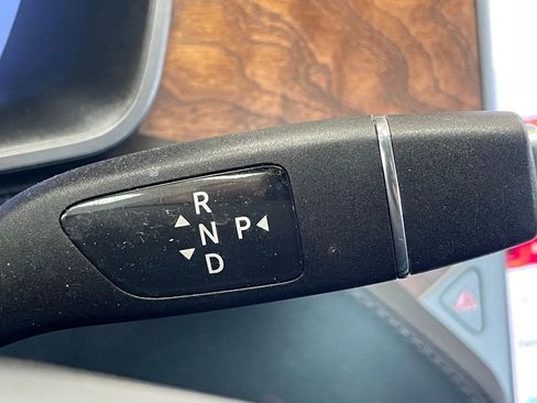 Used 2020 Tesla Model S Long Range Plus image 25