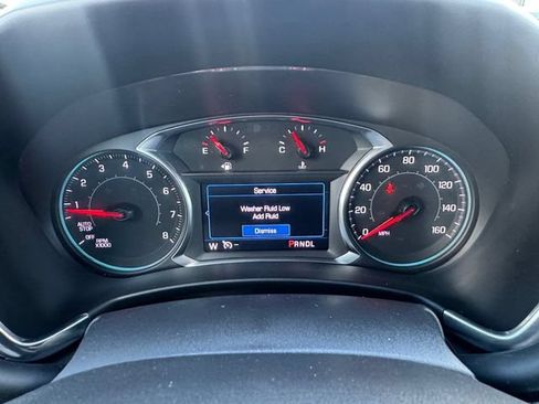 Used 2022 Chevrolet Equinox LS w/ LS Convenience Package FWD image 11