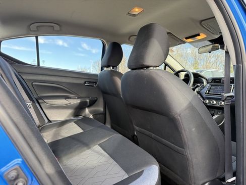 Certified 2023 Nissan Versa SV image 28