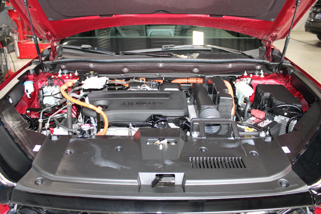 Used 2025 Honda CR-V Sport Touring image 9