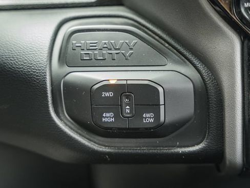 Used 2026 RAM 2500 Laramie AWD/4WD image 35