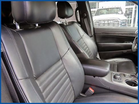 Certified 2019 Jeep Grand Cherokee Limited X image 9