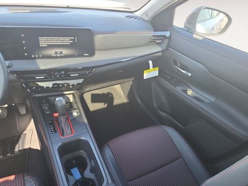 New 2026 Nissan Kicks SR w/ SR Premium Package image 12
