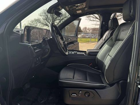 Used 2023 Cadillac Escalade ESV Premium Luxury w/ LPO, Radiant Package image 23