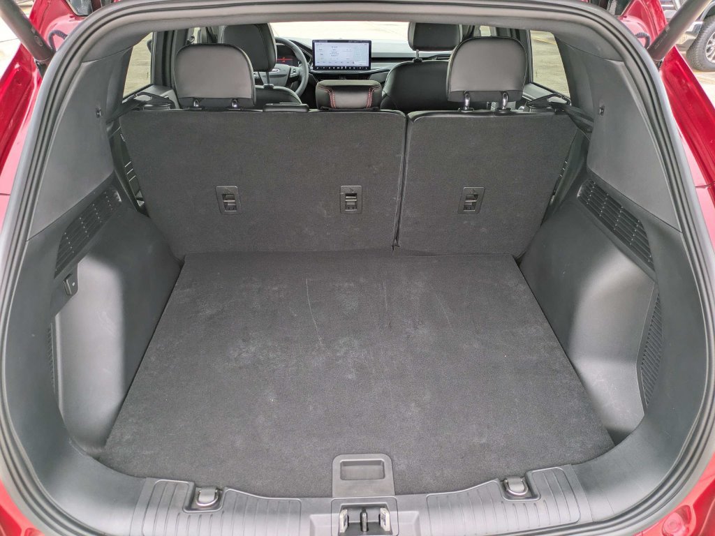 Certified 2023 Ford Escape ST-Line w/ Tech Pack #1 FWD image 13