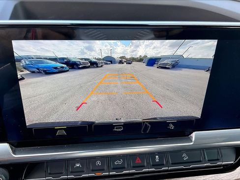 Certified 2025 Chevrolet Silverado 1500 LT w/ Texas Edition Plus image 24