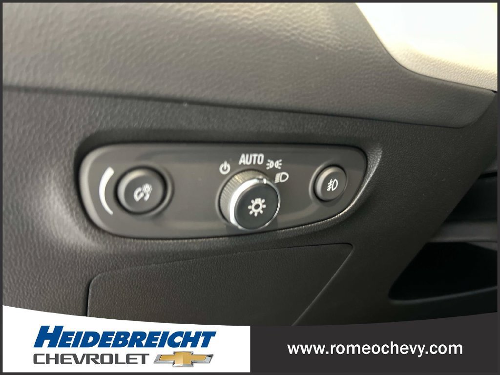 Used 2023 Buick Encore GX Select FWD image 32