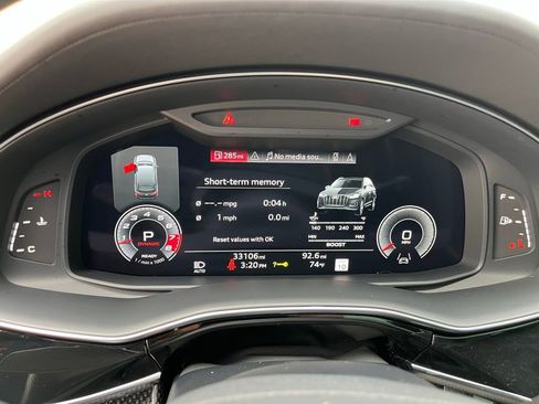 Used 2023 Audi SQ7 Prestige w/ Prestige Package AWD/4WD image 18