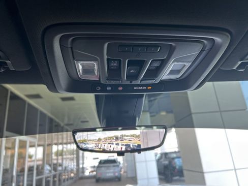 Used 2023 GMC Sierra 2500 Denali w/ Denali Ultimate Package AWD/4WD image 26