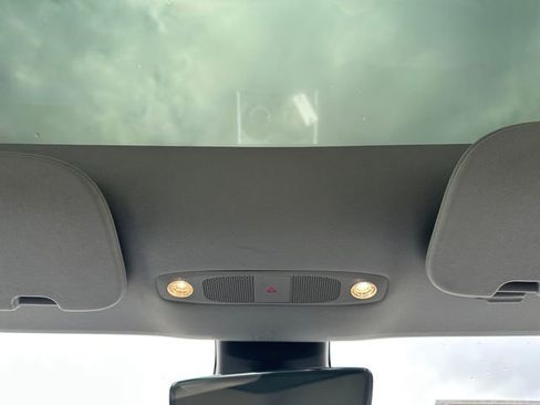 Used 2021 Tesla Model 3 Standard Range Plus image 27