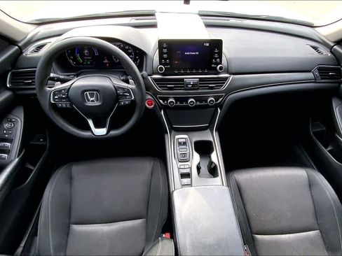 Used 2018 Honda Accord Hybrid image 15