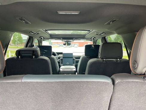 New 2026 GMC Yukon AT4 w/ AT4 Premium Plus Package AWD/4WD image 27