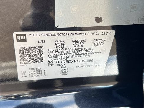 Used 2023 GMC Sierra 1500 SLT w/ SLT Premium Package AWD/4WD image 33