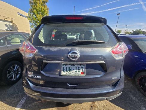 Used 2016 Nissan Rogue S AWD/4WD image 3