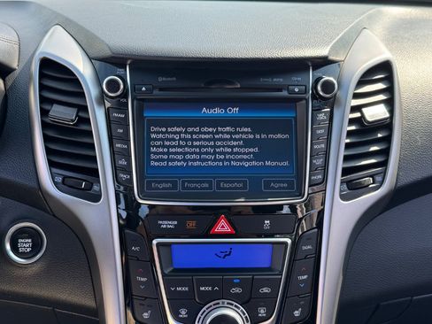 Used 2014 Hyundai Elantra GT w/ Option Group 03 FWD image 25