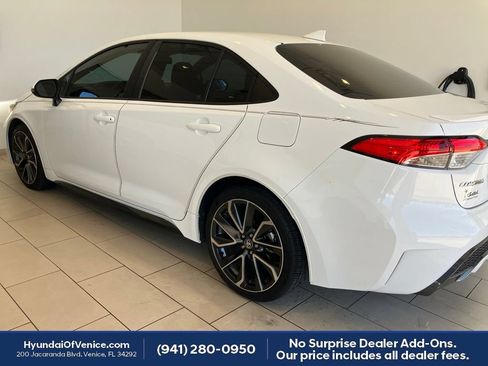 Used 2020 Toyota Corolla SE FWD image 9