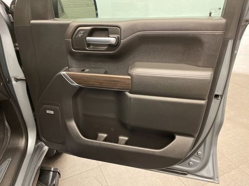 Used 2019 Chevrolet Silverado 1500 LT Trail Boss AWD/4WD image 26