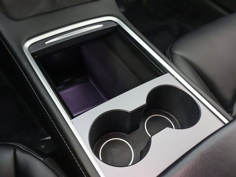 Used 2023 Tesla Model 3 Standard Range image 50