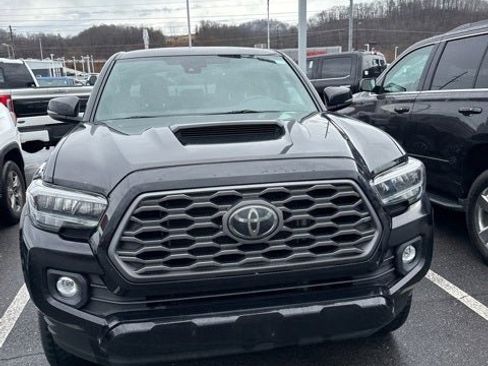 Used 2021 Toyota Tacoma TRD Sport image 6