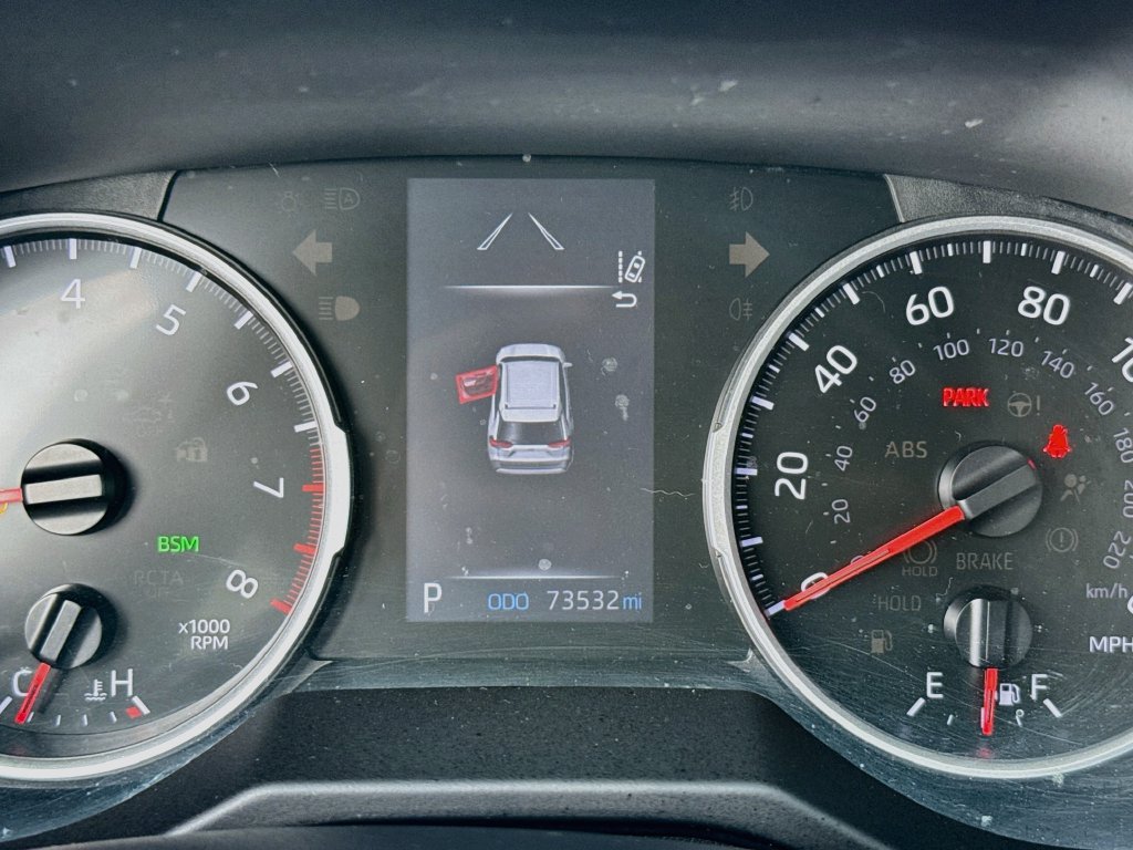 Used 2021 Toyota RAV4 XLE Premium FWD image 13