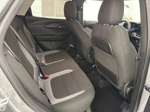 Used 2024 Chevrolet TrailBlazer LT w/ Convenience Package AWD/4WD image 23