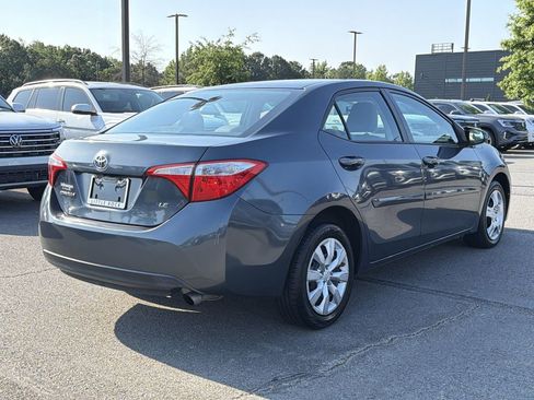 Used 2016 Toyota Corolla LE FWD image 5