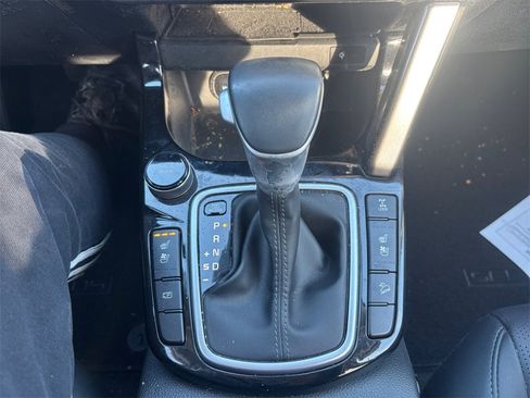 Used 2024 Kia Seltos SX w/ SX Sunroof Package image 21