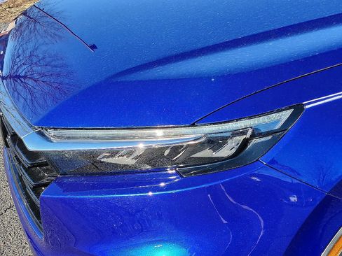 Used 2024 Honda CR-V EX image 10