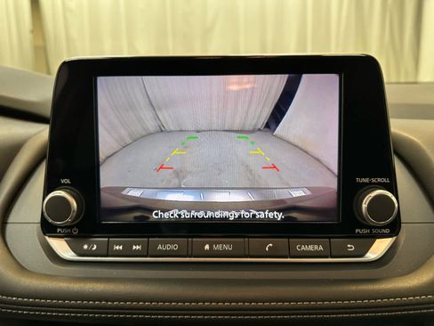 Certified 2024 Nissan Rogue SV image 15