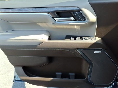 Used 2024 Chevrolet Silverado 1500 LTZ w/ LTZ Premium Package image 22