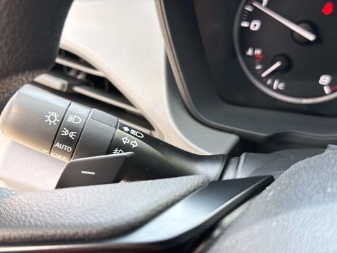 New 2026 Subaru Crosstrek 2.0i Premium AWD/4WD image 39