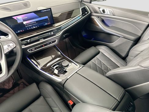 Certified 2025 BMW X5 xDrive40i w/ Parking Assistance Package image 24