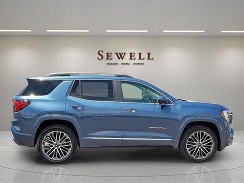 New 2026 GMC Terrain Denali w/ LPO, Floor Liner Package AWD/4WD image 6